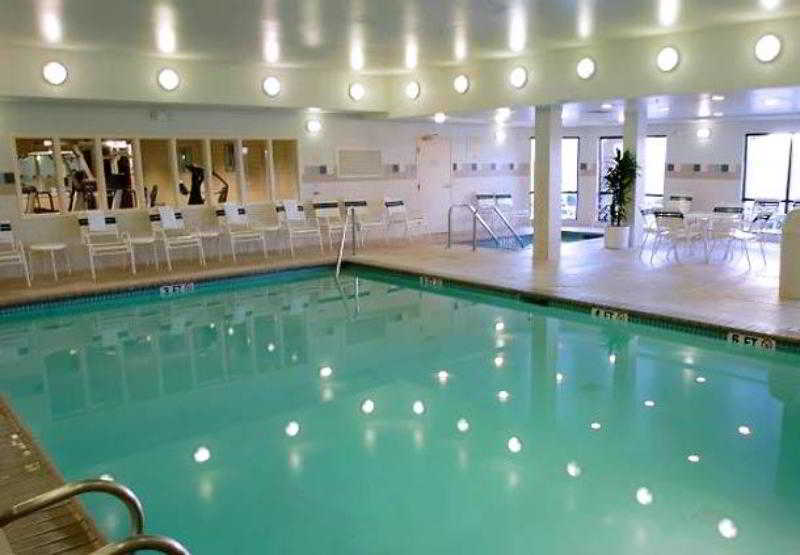Courtyard By Marriott Salinas Monterey Hotel Facilities photo