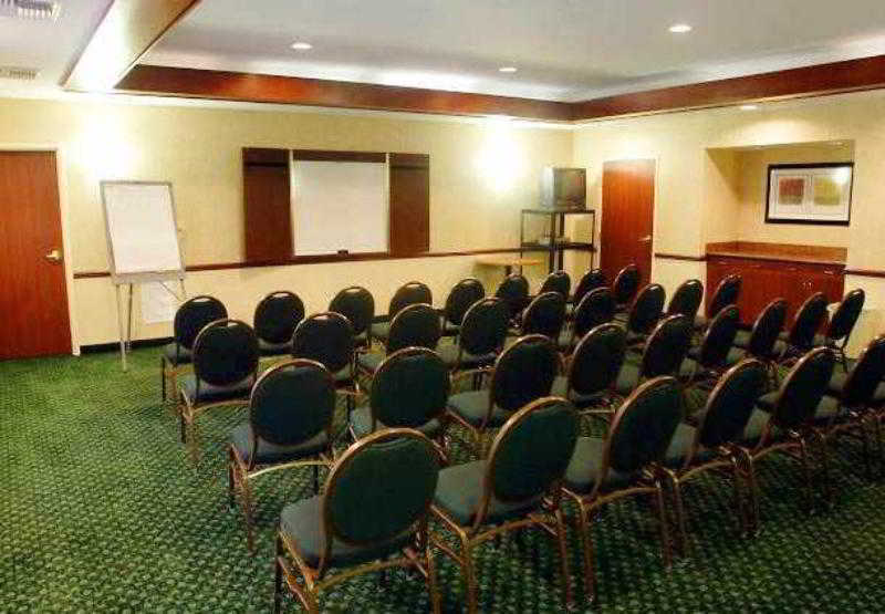 Courtyard By Marriott Salinas Monterey Hotel Facilities photo